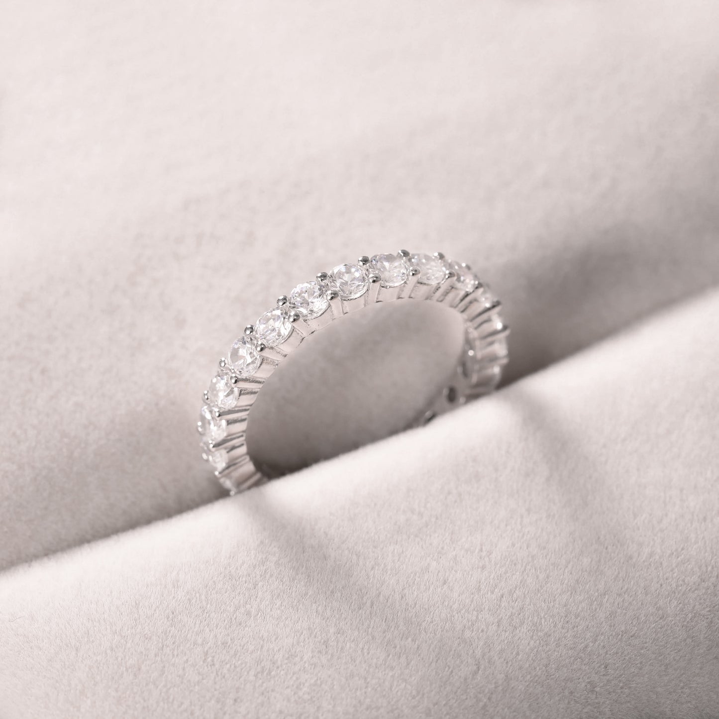 The Vérité Ring